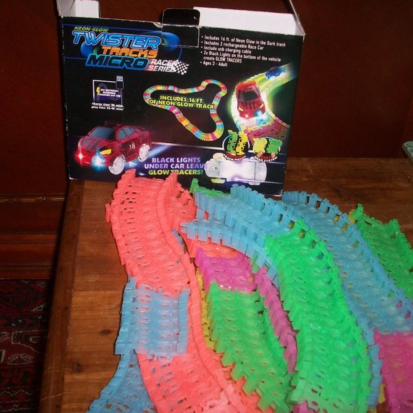 Mindscope Twister Tracks Lg Lot Micro Neon Glow in Dark Replacement Tracks Only - Picture 1 of 3